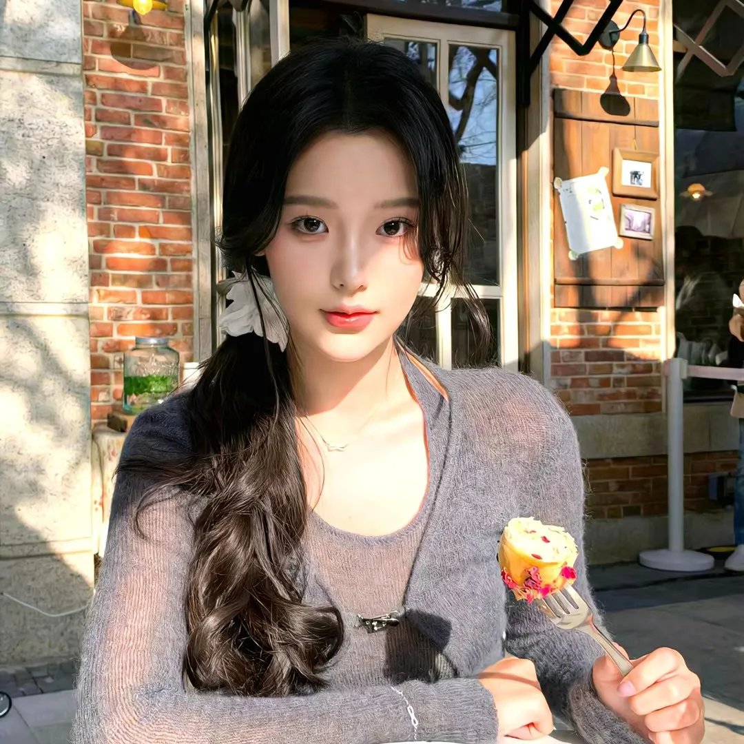 群莺乱飞